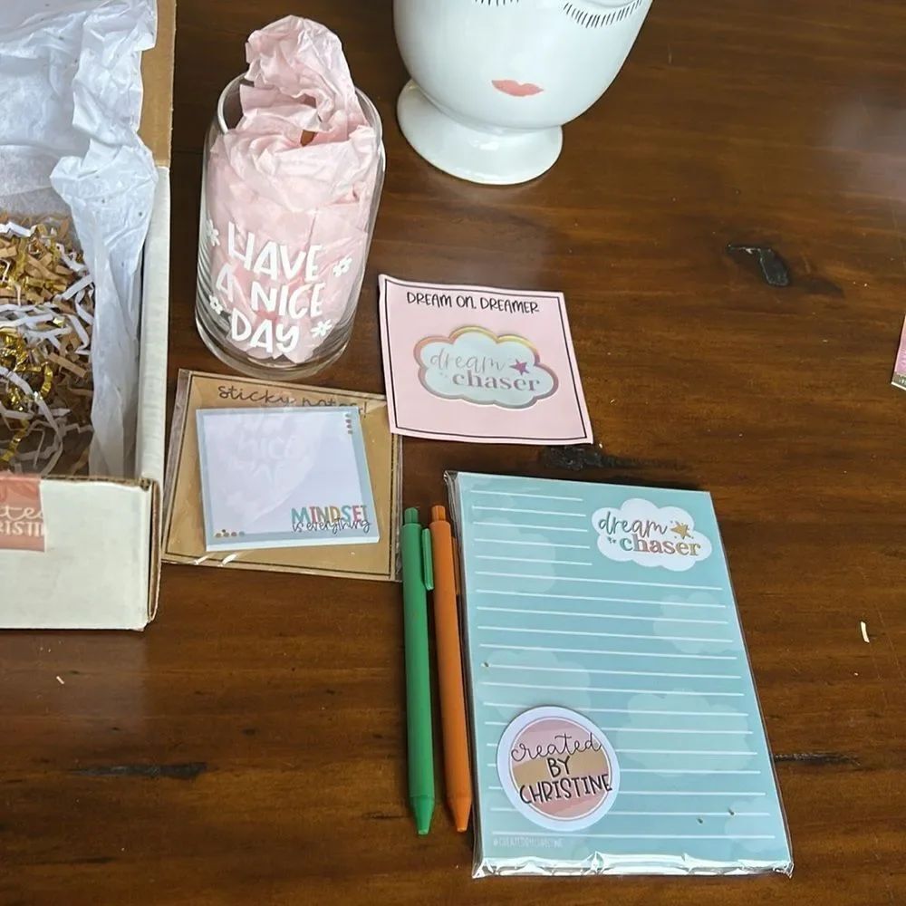 Mindset bundle NwT - Picture 2 of 8